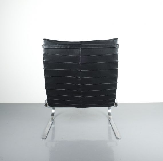 Kjaerholm chair Poul Kjærholm pk20_07