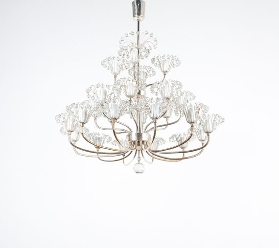 Stejnar wedding cake chandelier silver_02